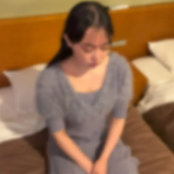 FC2-PPV-4664535 50%OFF!【無修正】 『コ供の養育費が足りなくて・・』とカネを借りに来た熟女は実は前回の他人棒での気持ちよさが忘れられなくて来たんじゃないかと思うほど、膣からぐちゅぐちゅといやらしい音をたて喘ぎイキ狂っていました