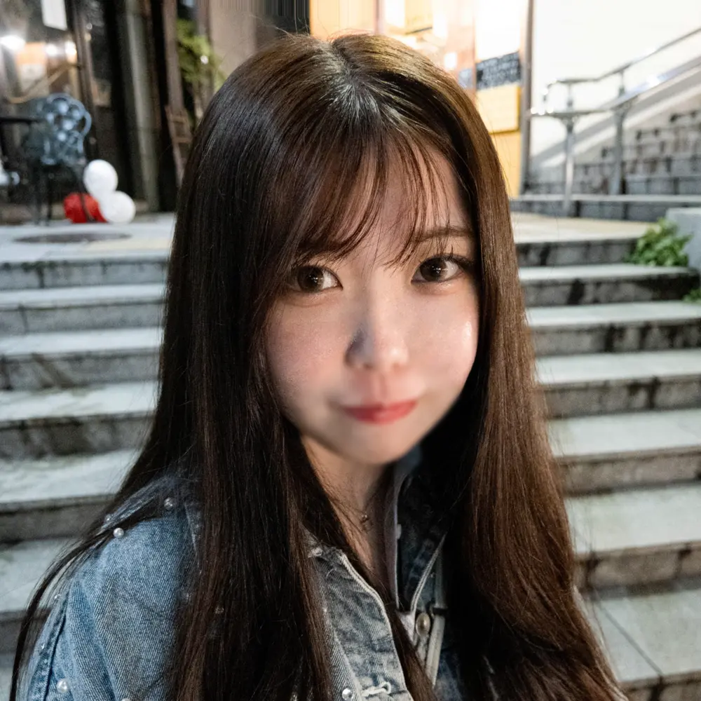 FC2-PPV-4707401 独占販売【8日迄990pt】 22歳激カワ大〇生保育士志望 見せてはいけない姿.秘.密.披.露. キュッと締め付ける膣内で熱いザーメン中出し。妊.娠.確定