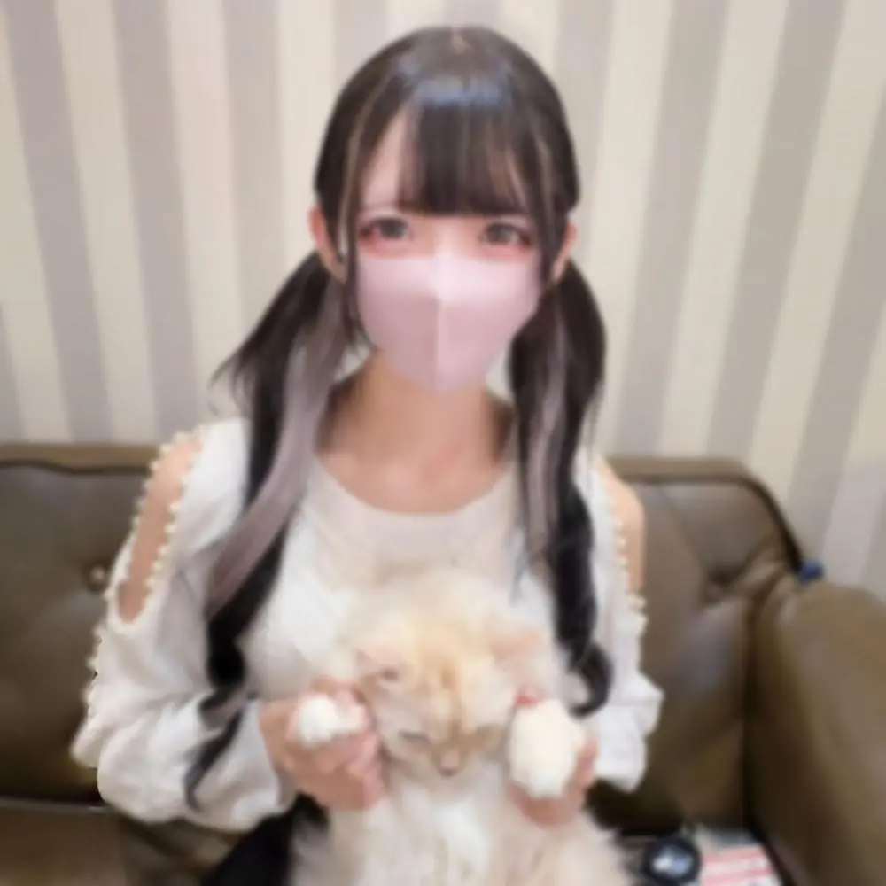 FC2-PPV-4733652 FC2-PPV-4733652 ※3日限定半額！ 顔出し！「んお゛お゛～ッそれ好ぎ♥」オホ声で喘ぎまくる服飾学校に通うｺﾝｶﾌｪ嬢。色恋仕掛けて敏感ま〇こに開発成功。桃尻わし掴みで激しく突き絶頂。濁音喘ぎ声でイキまくりで受精不可避。。