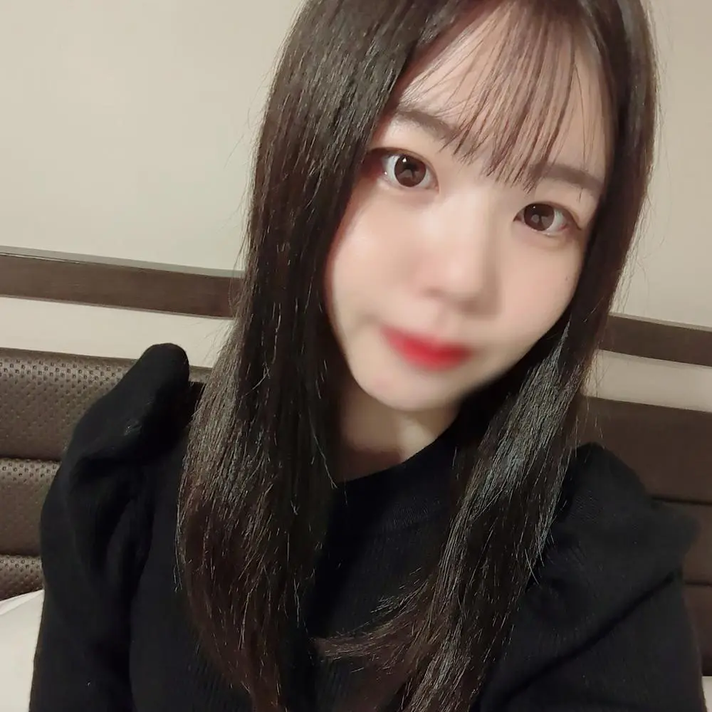 FC2-PPV-4574168 ミニマムえまちゃん初駅弁で理性崩壊！ 脚おっぴろげ まんグリ返しで恥さらし///2度目ましての中出しは濃厚に♡