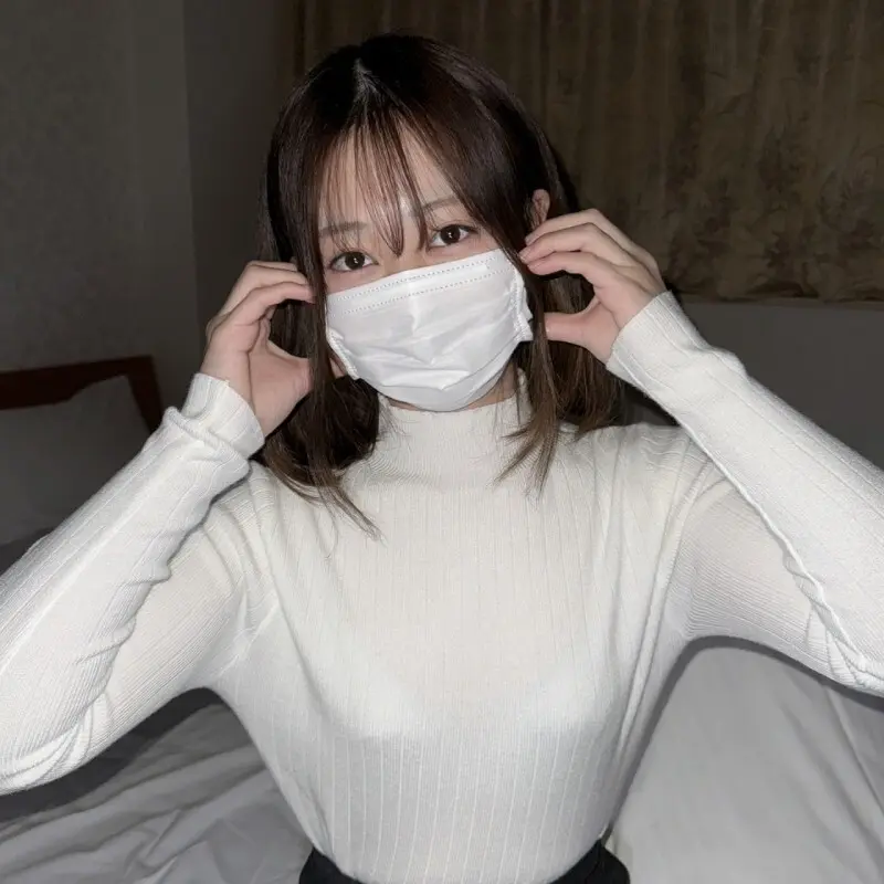 FC2-PPV-4625246 【期間限定価格】色白清楚なアイドル級をNTRしてもらったんだけど性癖バグりそう