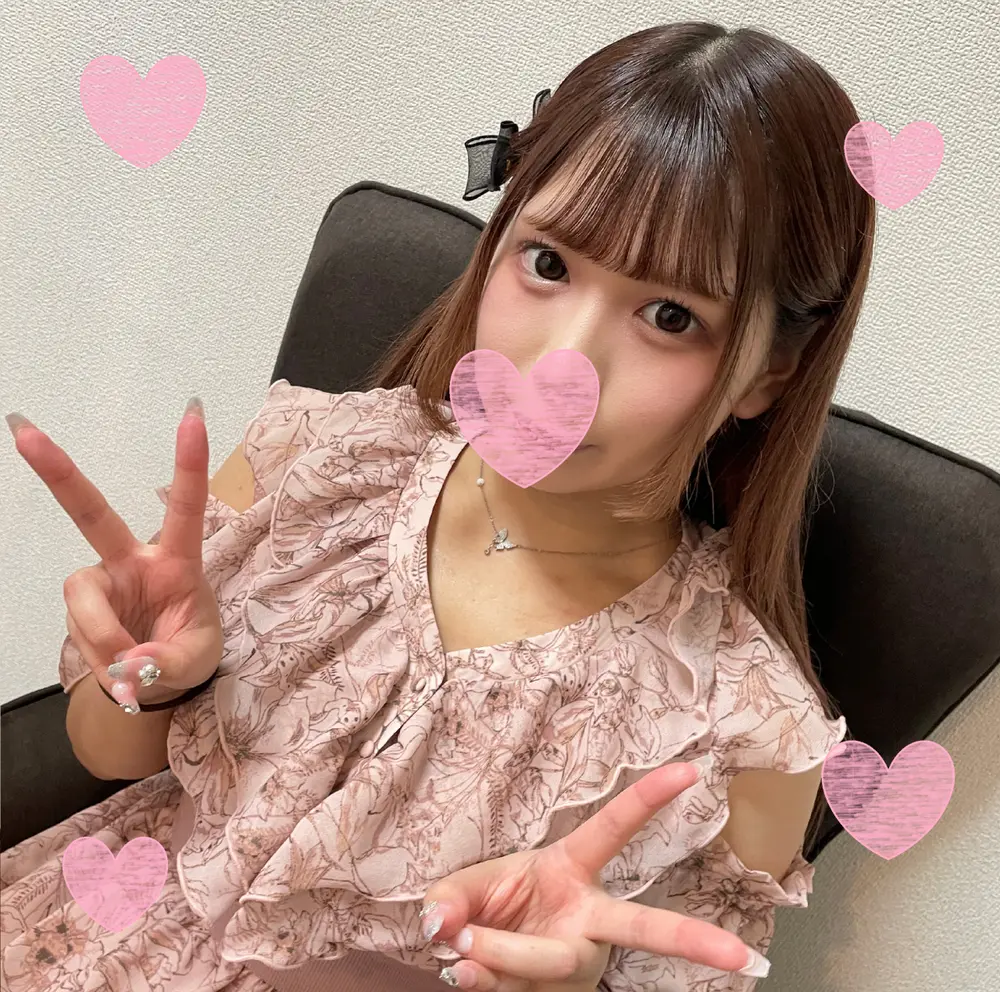 FC2-PPV-4499384 【顔出し】 【モ無】ダイナマイトおっぱい！最強美乳美形おっぱいの持ち主のお人形さんタイプ**るみちゃんと濃厚生中出しセックス！