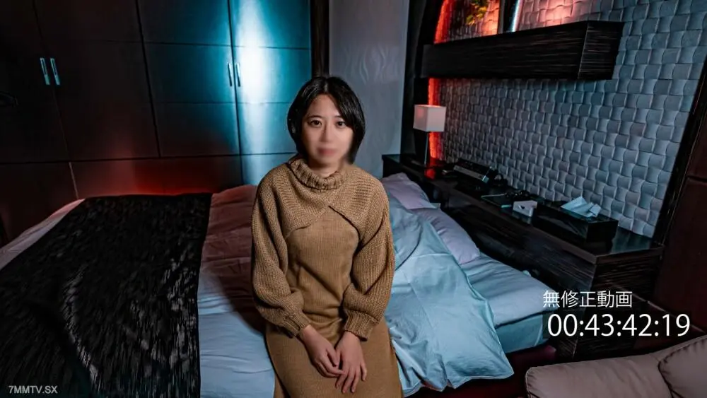 FC2-PPV-4303144 當我一邊撫摸我的丈夫，一邊告訴他我感到內疚時，我的妻子突然變了！她像野獸一樣氣喘吁籲。原始餅。