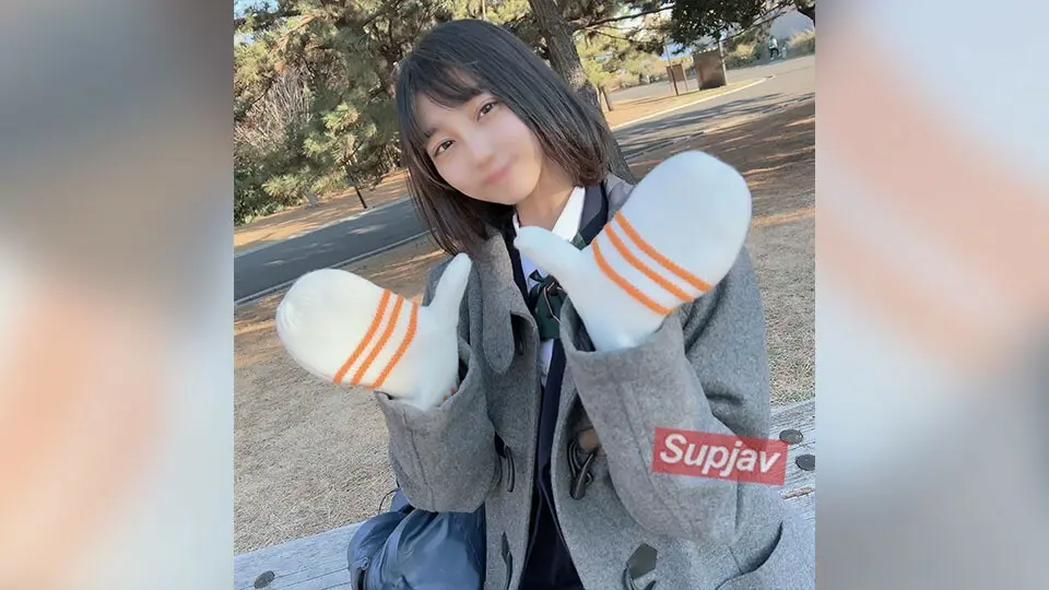 FC2-PPV-4372734 初撮影・顔出し！！3日間限定！！まだ絶頂する事を知らない青ハル期真っ只中の素直で清純な女◯◯生・・・未処理剛毛の未発達な身体に2回連続膣内射精！！まさか裏でこっそりこんな事してるなんて。