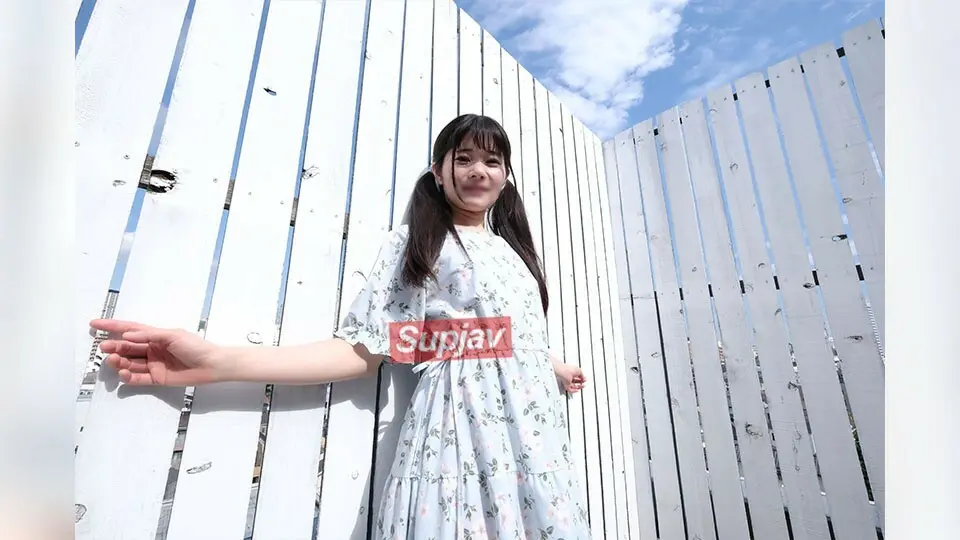 FC2-PPV-4386388 年輕的臉，目前的角色和**是一個多斯貝藍色他媽的性愛！連續的IKI