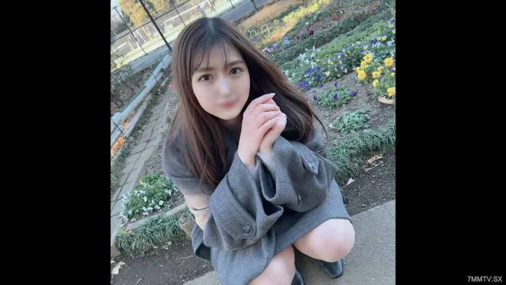 FC2-PPV-4396492 首次拍攝 /外觀！呢限制3天！呢一名新的新鮮的豐滿女性畢業生，剛剛在大學畢業典禮上加入媒體部門，在節假日和射精和古庫（Gokkun）打電話給一名員工！呢此外，第二年陰道暨射擊！呢