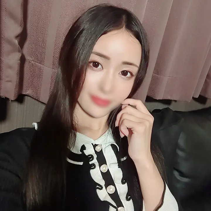 FC2-PPV-4403123 独占販売60%OFF!【無修正】 【Fカップ美ショウ女】小麦色の肌をした巨乳絶品ボディ。100倍敏感な勃起乳首をぐるぐる弄られ未熟マンコに15分間容赦なく挿入。