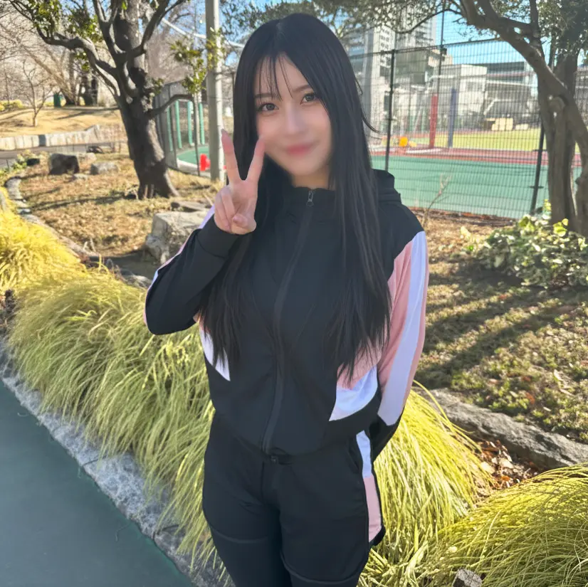 FC2-PPV-4831239 独占販売【2/5迄1290pt】 【初撮】※水泳部歴10年の運動系美女。キャリアのためにデカチンでストレッチされ、何度も痙攣。運動で鍛えた締め付けの超名器にたっぷり中出し。
