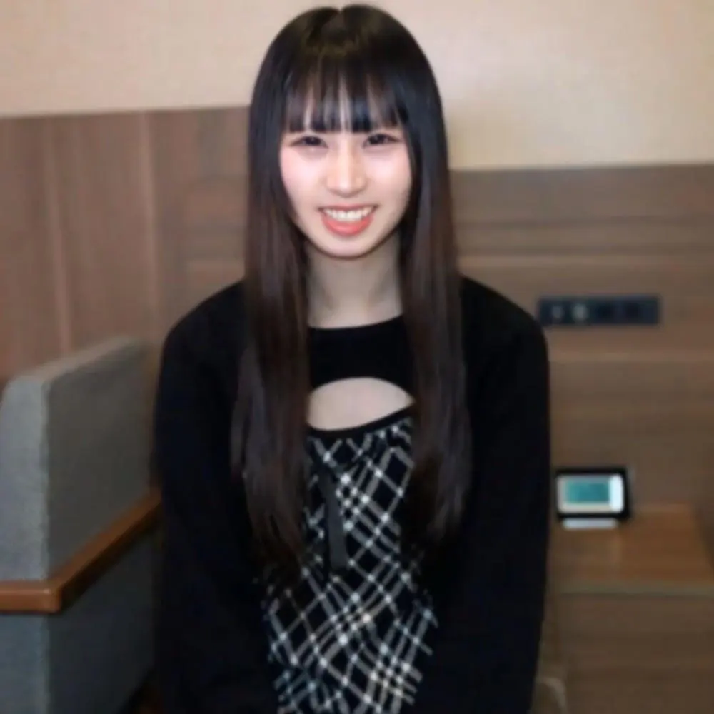 FC2-PPV-4838166 【無】 清楚系黒髪美女！ウルウルのお目目でずっと上目使いのフェラが可愛過ぎ！前髪パッツン！こんなに可愛いのに少し変態にゴックン　中だし　※特典高画質