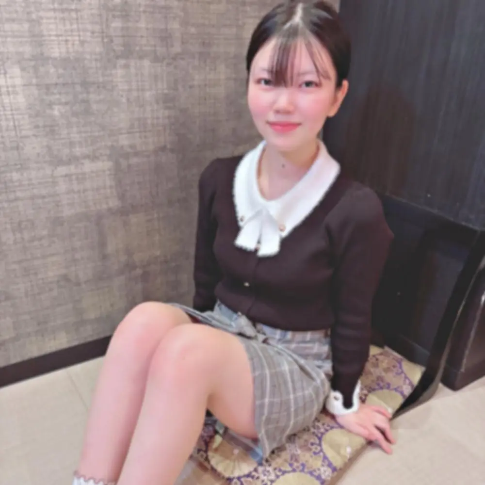 FC2-PPV-4868478 【初撮り】 パン屋でバイトする陰キャ専門が.く.せい　エロ行為には照れながらも最終的に極太チンポでイカされまくる！