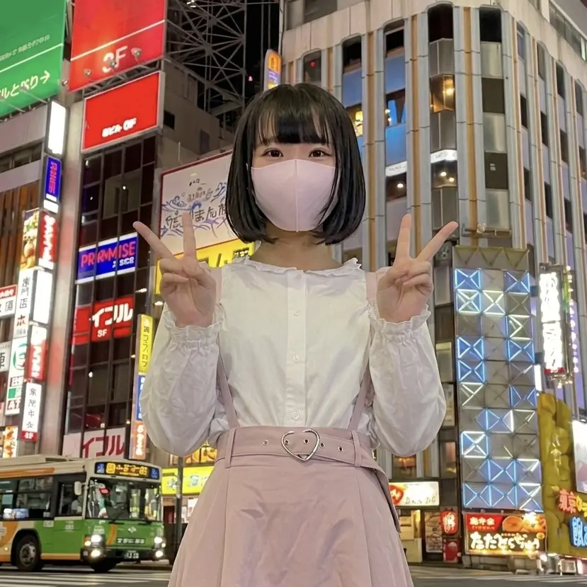 FC2-PPV-4868949 90%OFF!歌舞伎町で出会ったスレンダー美女の日常に密着！ コスプレフェラ抜き！生ハメ中出しまで？！