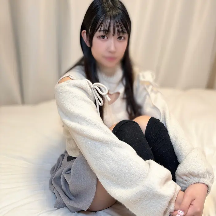 FC2-PPV-4878957 幸薄な地味顔ドM！【無】 【中出し】大人しそうで素直な***が、言われるまま何でも従ってしまう。従順すぎるドMちゃんは、舌出しピースのまま大量中出しで堕ちていく。※特典あり