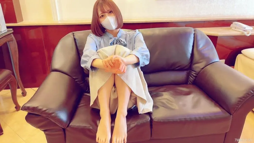 FC2-PPV-3351533 《續》她還是她以外的人！擔心S級美女為錢重現“很好”忘記談判被直射陰道射精“好像不行”