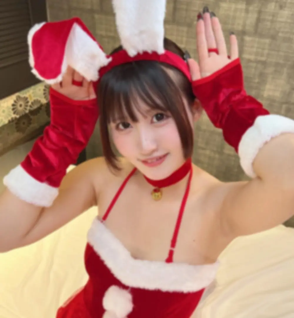 FC2-PPV-4818123 【特別２作品！】 天然Ｇカップのアマチュアバンド美女ヴォーカルが聖なる夜をサンタコスプレで彩る。 圧倒的な黄金比美ボディで僕を魅了する。特別リサイタル中出しＳＥＸが開幕。
