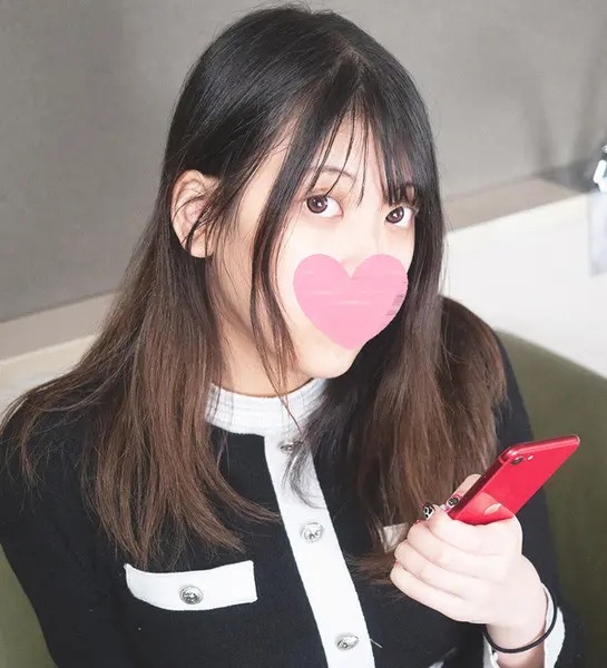 FC2-PPV-2803776 独占販売1本のおまけ動画あり【無修正】 フォロワー10万人超えの有名美女Tiktoker！数カ月の交渉の末に撮影に成功！唾液たっぷりのぐちゅぐちゅフェラがエロ可愛すぎる！オヂサンと体液を交える濃厚汗だくSEX！