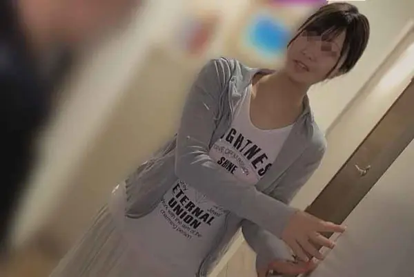 FC2-PPV-3020137 50%OFF!【個人】 借金の肩代わりにを差し出すクズ男。嫌がりながらも他人棒に感じるの中出しまでを見届けるクズな*でも助けたいと思うのだろうか。。。