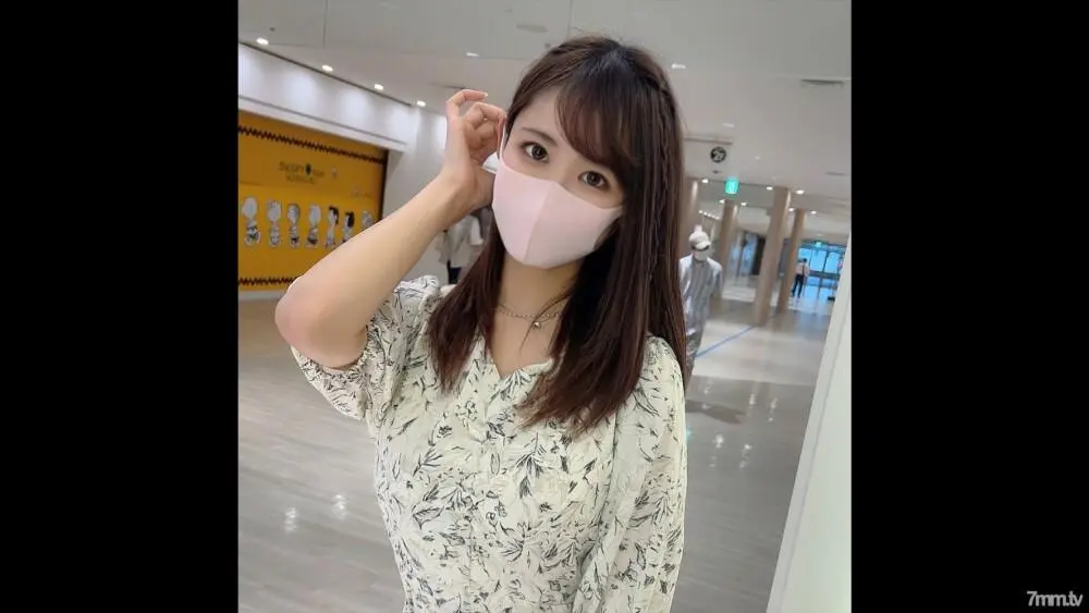 FC2-PPV-3080731 初撮影！！個数限定！【無修正】女子大に通う愛嬌満点のふわふわFcup美巨乳優等生！！桃色のエプロンを身につけ隠しきれない巨乳を揺らしアニメ声で喘ぎ散らしながら生中出し！！