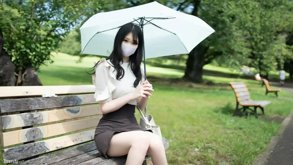 FC2-PPV-3082658 初撮影！！個数限定！【無修正】シネマ画風！男性慣れしていない美白で初心な女子大生・・・美尻を捩らせて快楽を噛みしめ幾度となく絶頂し避妊しないで2回中出し！！